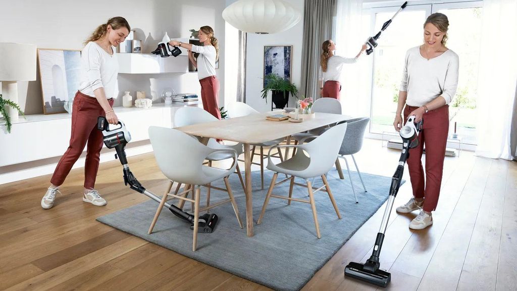 Bosch BSS715CARP, 2 - in - 1 - Stabstaubsauger, Beutellos, Schwarz, Silber, Weiß, 0,3 l, Trocken, Filterung