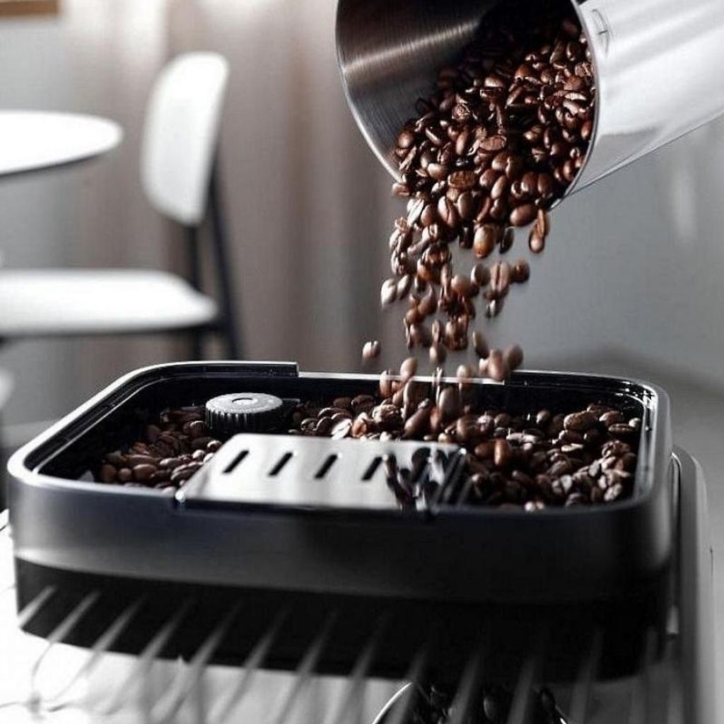 De'Longhi De’Longhi Magnifica Evo ECAM290.22.B, Espressomaschine, 1,8 l, Kaffeebohnen, Gemahlener Kaffee, Eingebautes Mahlwerk, 1450 W, Schwarz