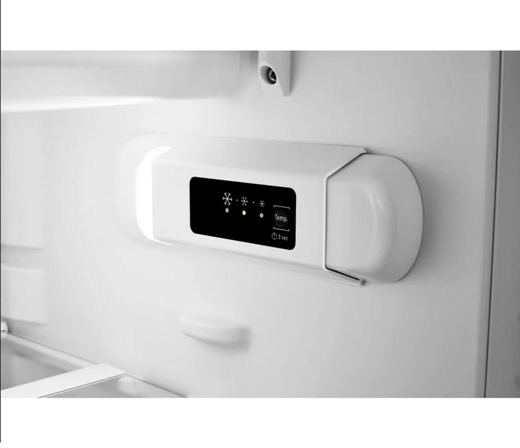 Bauknecht KSI 10GF2, 149 l, Integriert, E, 35 dB, SN - ST, 2 kg/24h