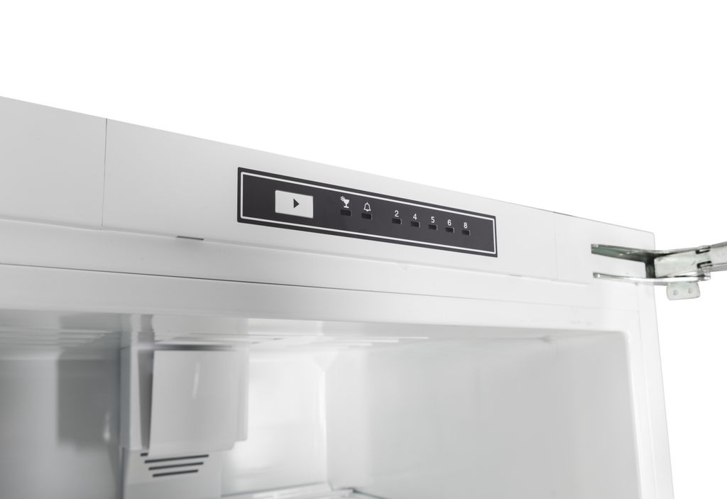 Sharp SJ - LD125E0XD - EU Einbaukühlschrank für 88er Nische, (EEK D, 126 L, 32 dB), (Gemüsefach mit Feuchtigkeitsregler), Festtür, H87,5 x B54cm