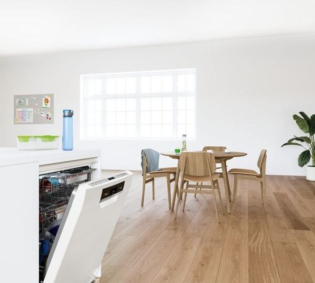 Bosch Serie 6 SMV6ZCX16E, Voll integriert, Standardgröße (60 cm), Edelstahl, 14 Maßgedecke, B, 40 dB