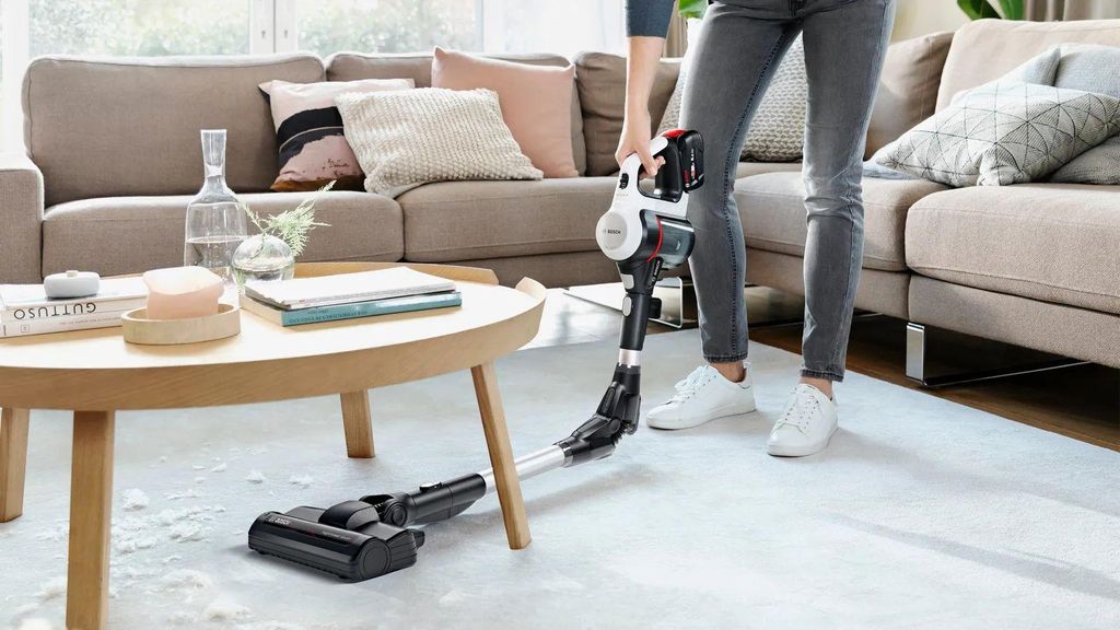 Bosch BSS715CARP, 2 - in - 1 - Stabstaubsauger, Beutellos, Schwarz, Silber, Weiß, 0,3 l, Trocken, Filterung