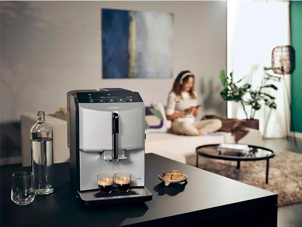 Siemens TF303E01 EQ300 Espressomaschine (silber; 1300W)